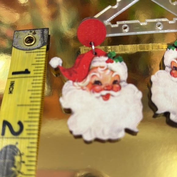 Vintage style santa earrings! - Picture 8 of 9